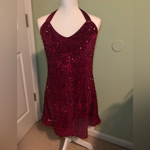 Dress - Picture 1 of 5